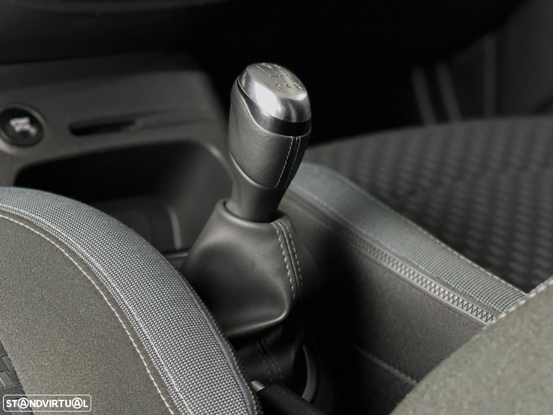 Renault Captur 1.5 dCi Exclusive - 8