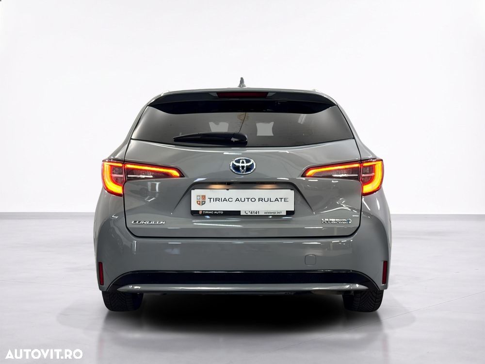Toyota Corolla - 5