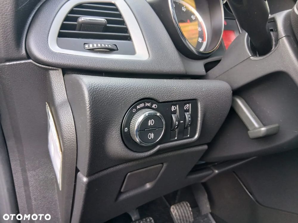 Opel Astra 1.4 EcoFLEX Edition - 19