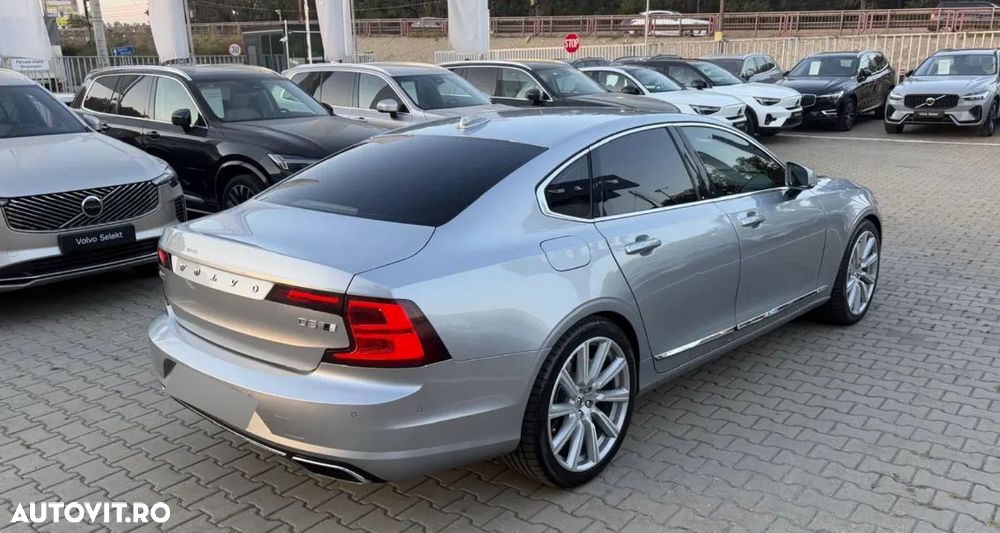 Volvo S90 D5 AWD Geartronic Inscription - 4