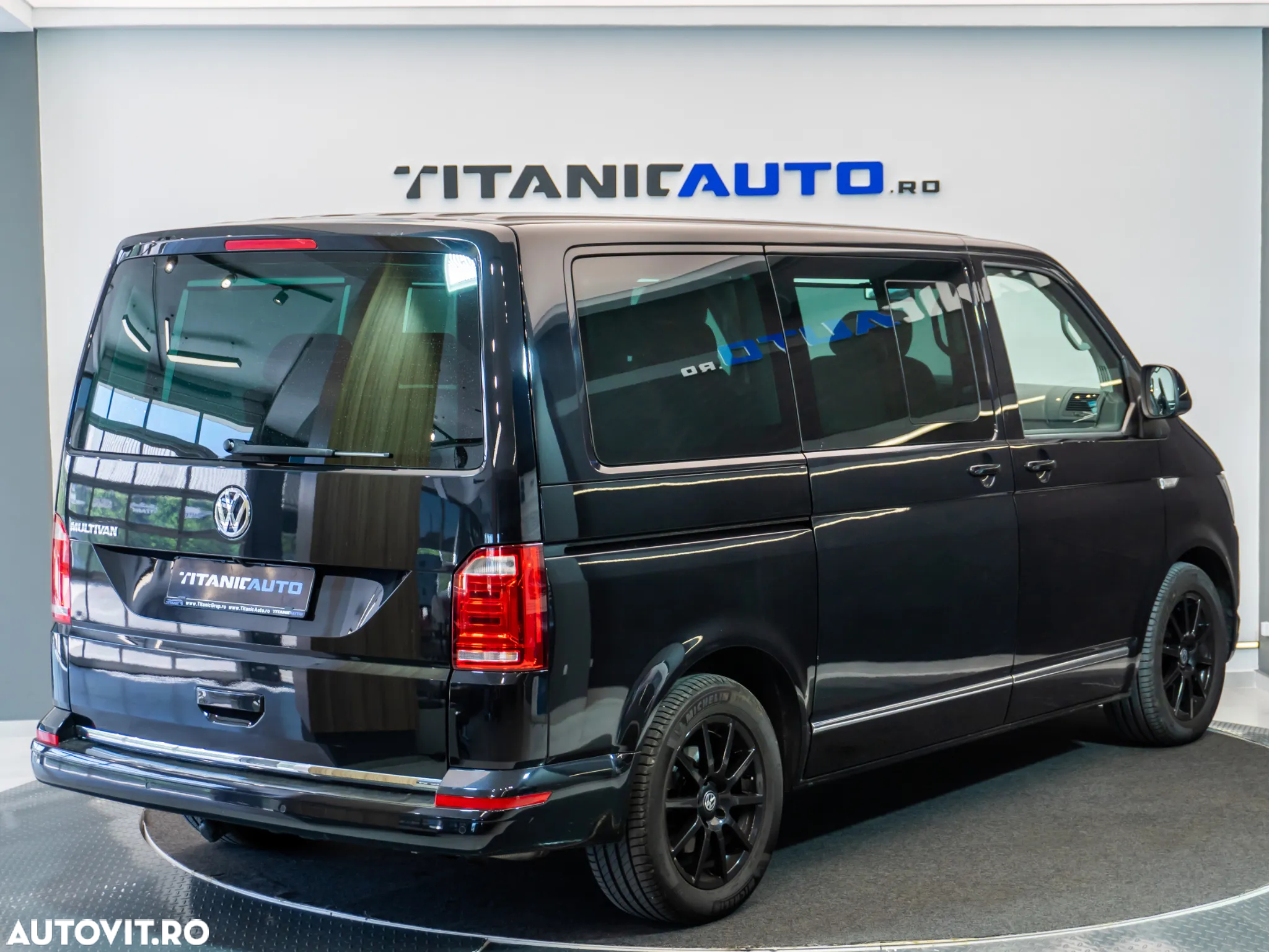 Volkswagen Transporter Multivan DSG 4MOTION Highline - 4
