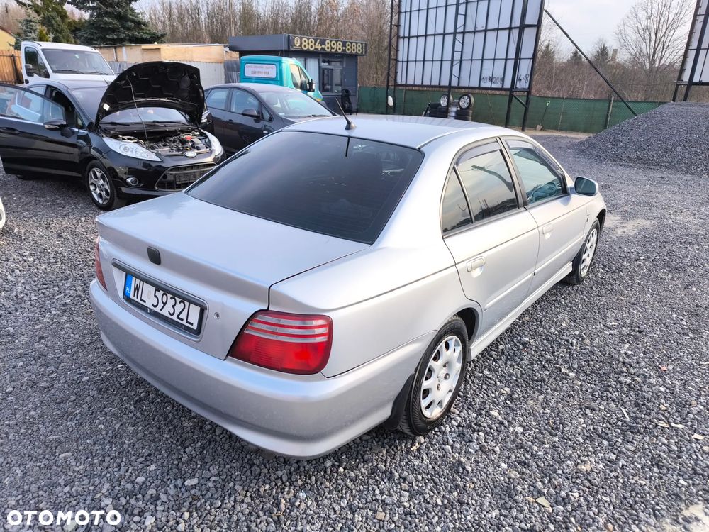 Honda Accord 1.8i ES - 9