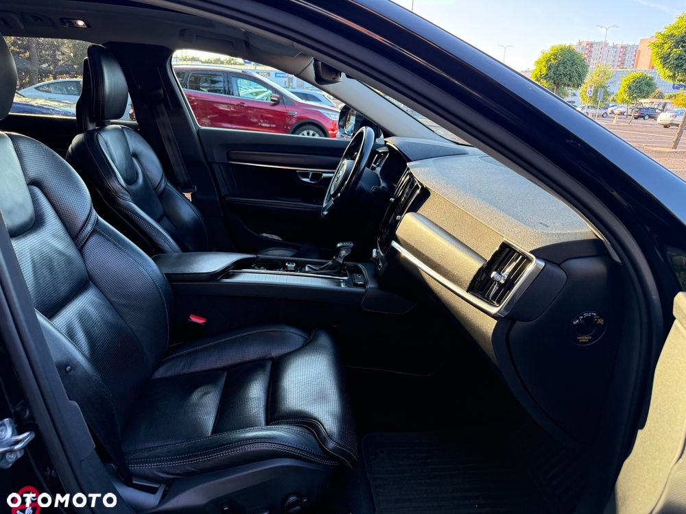 Volvo V90 Cross Country D5 AWD - 13