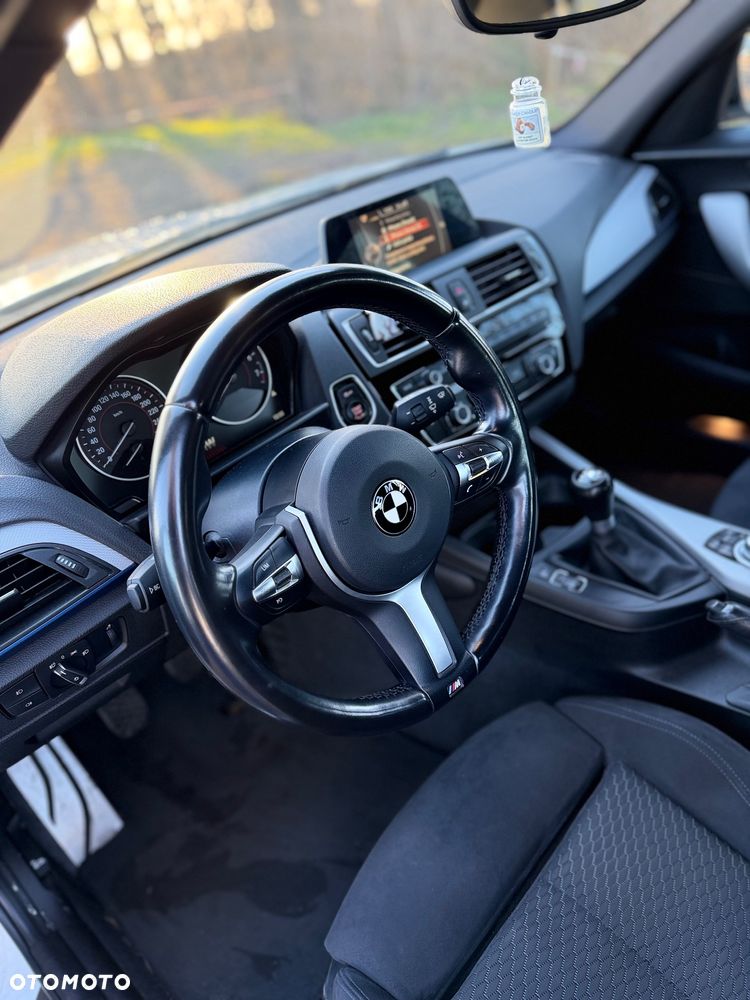 BMW Seria 1 118i Edition M Sport Shadow - 8