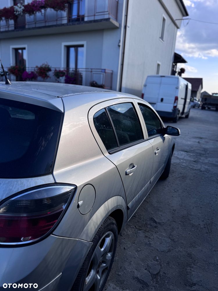 Opel Astra 1.3 CDTI Cosmo - 15