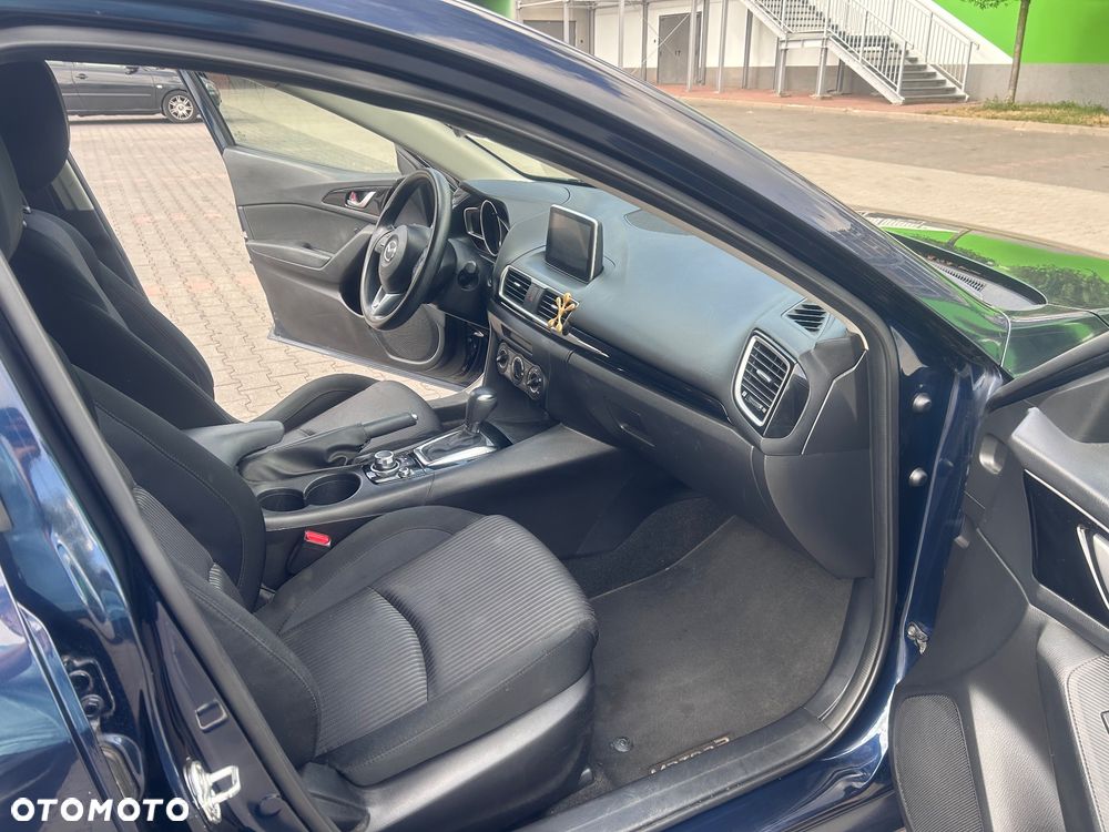Mazda 3 - 8