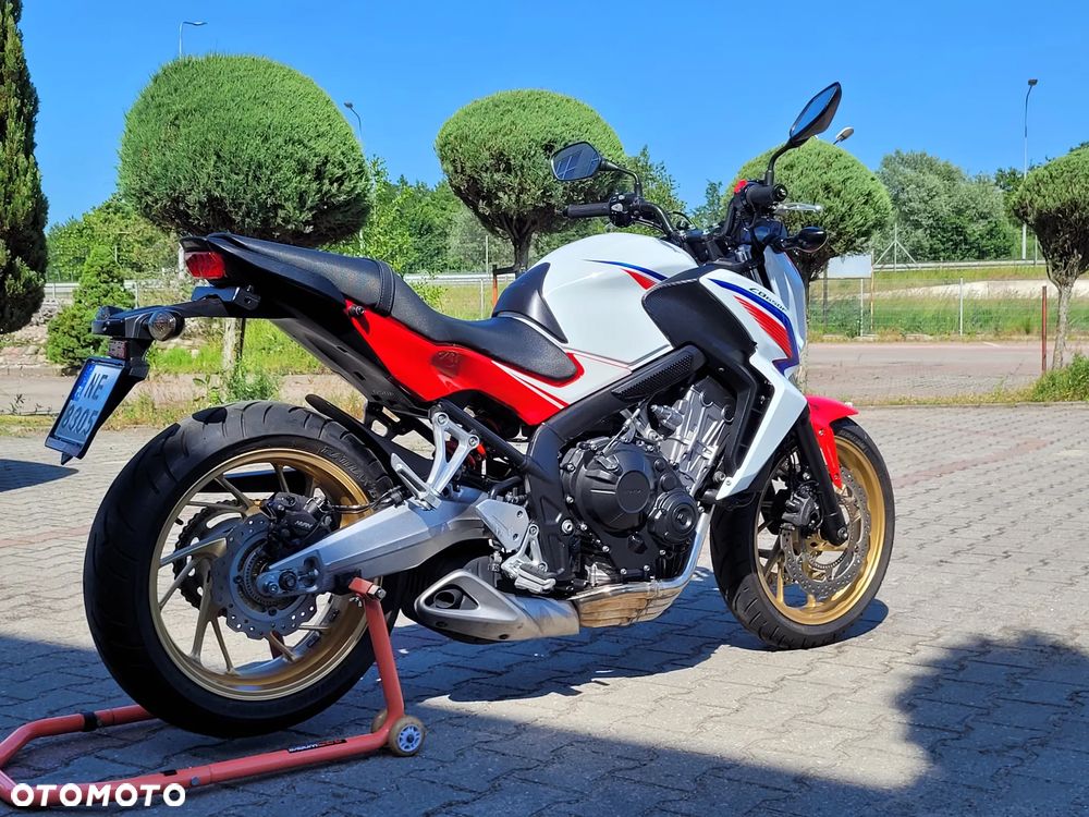 Honda CB - 10