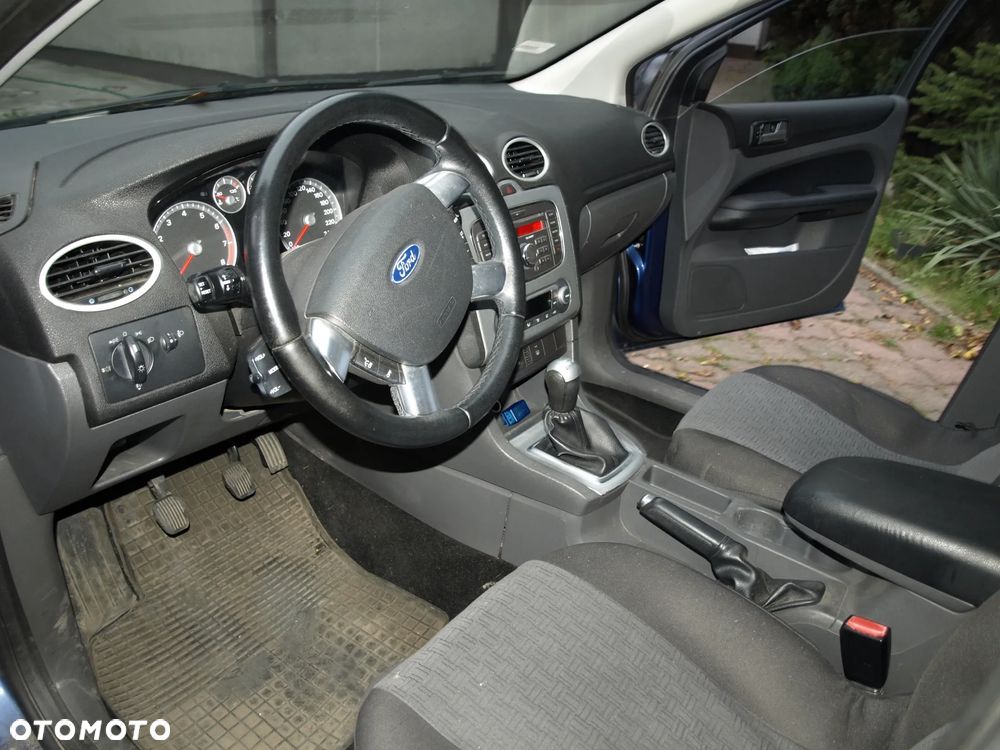 Ford Focus - 16