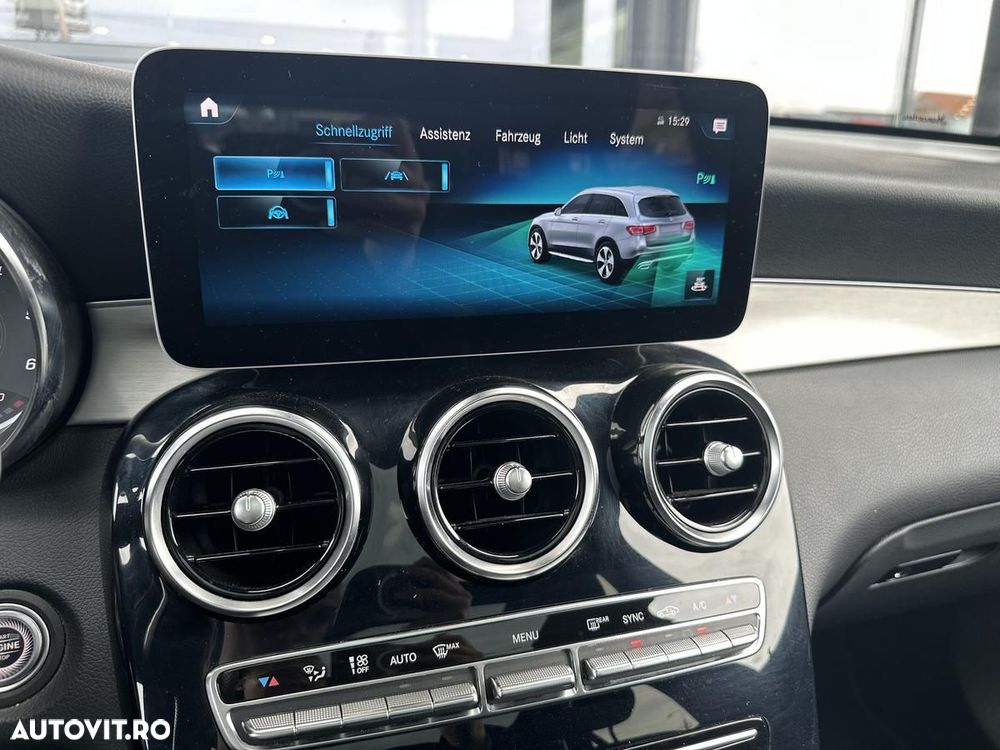 Mercedes-Benz GLC 220 d 4MATIC 9G-TRONIC AMG Line - 19