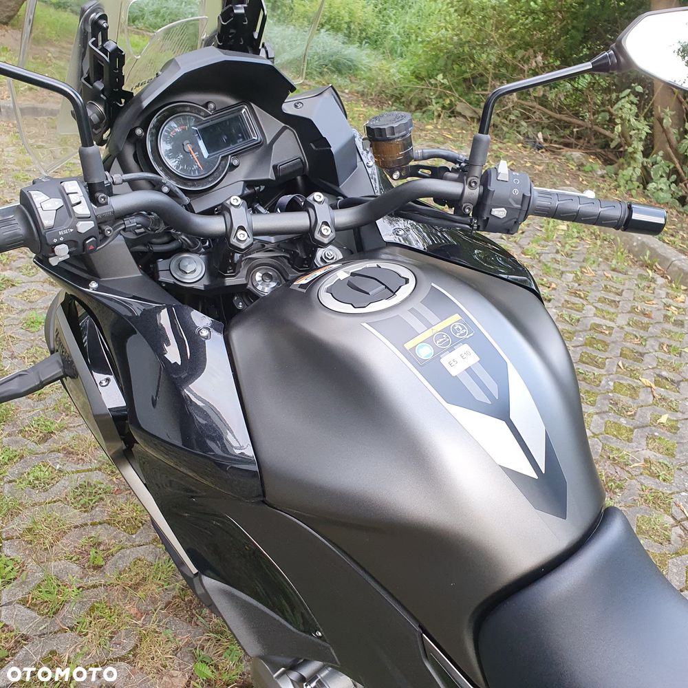 Kawasaki Versys 1000 - 8