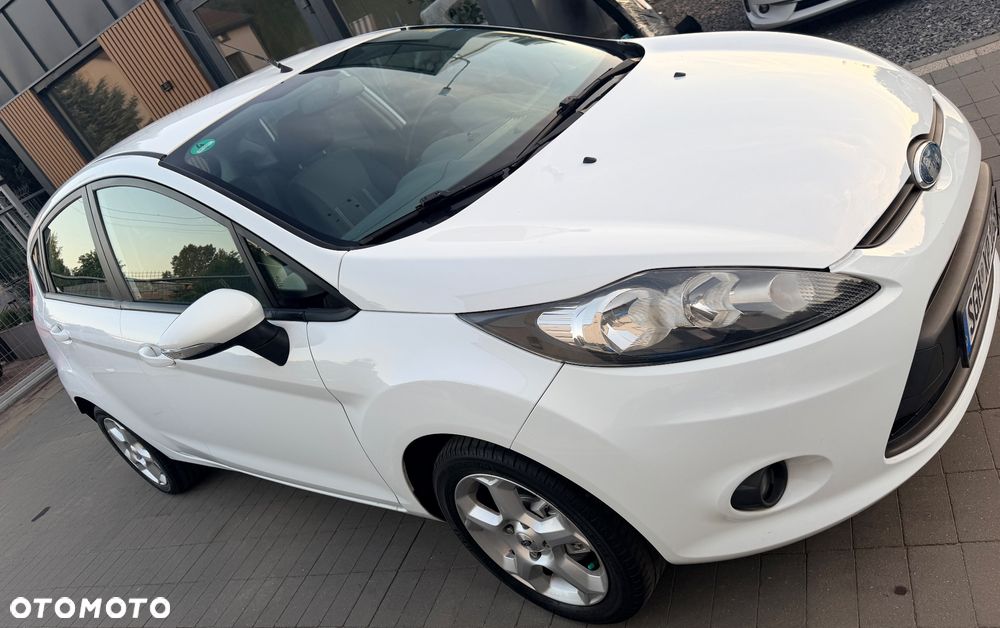 Ford Fiesta 1.25 Platinium X EU5 - 22