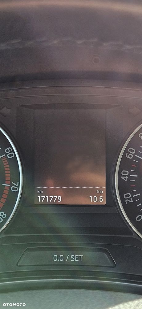 Skoda Fabia 1.2 TSI Drive DSG - 17