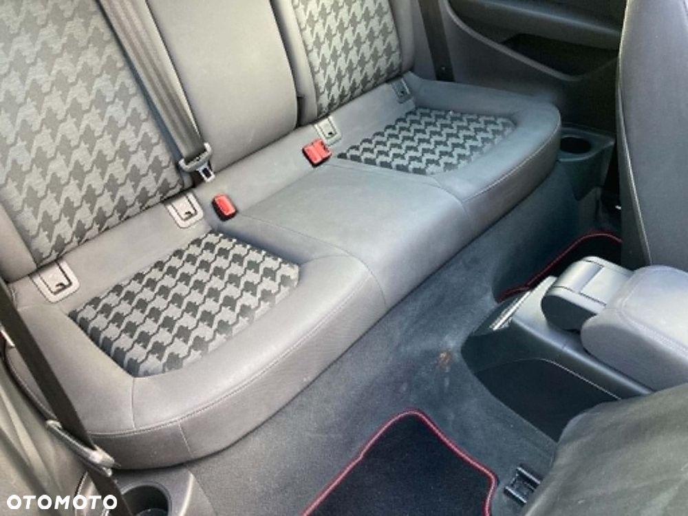 Audi A3 3-drzwiowe 1.6 TDI - 8