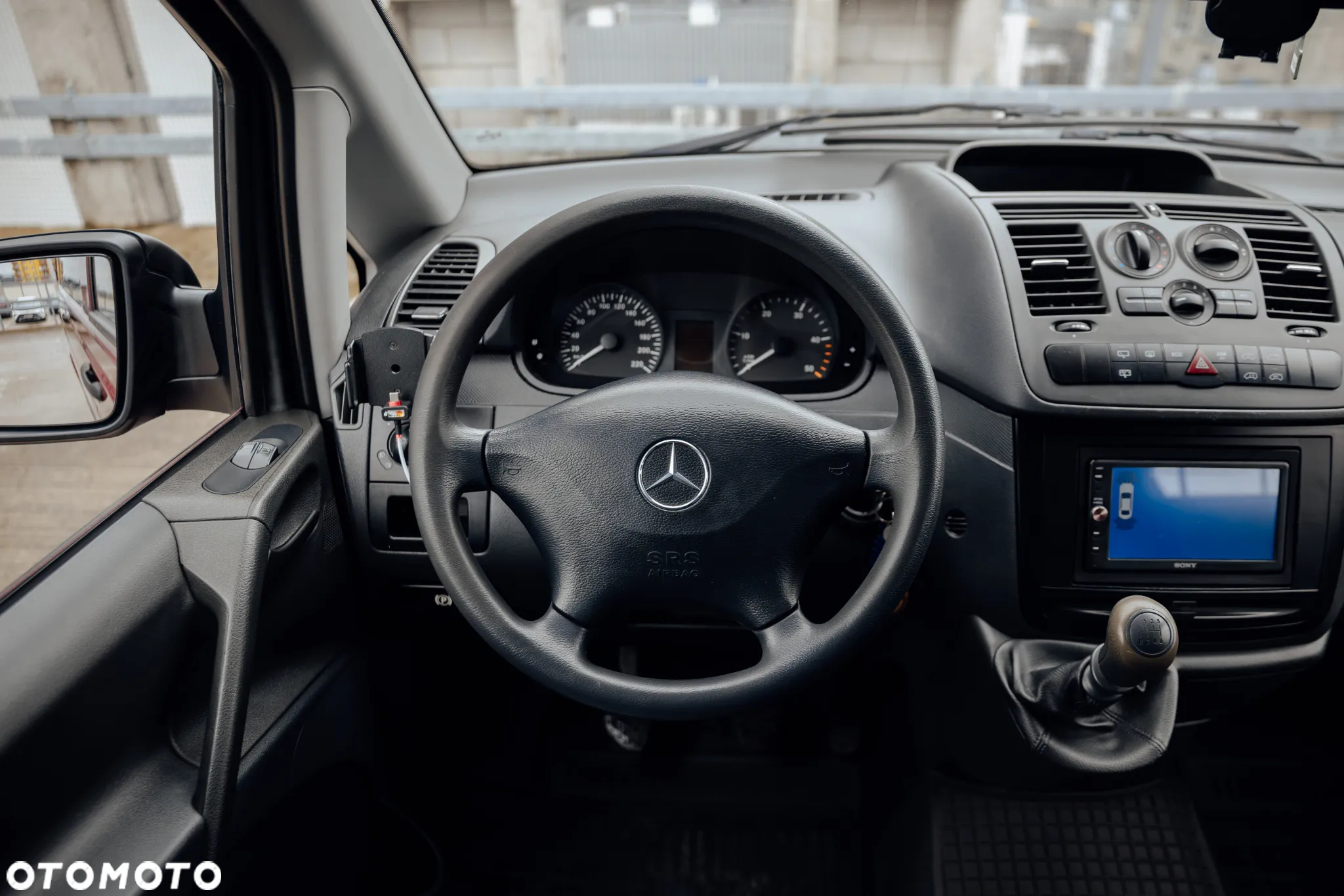 Mercedes-Benz Vito - 18