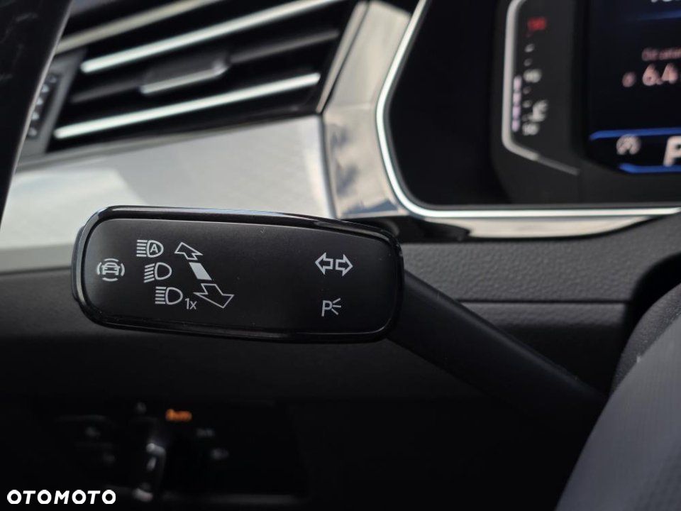 Volkswagen Passat - 23