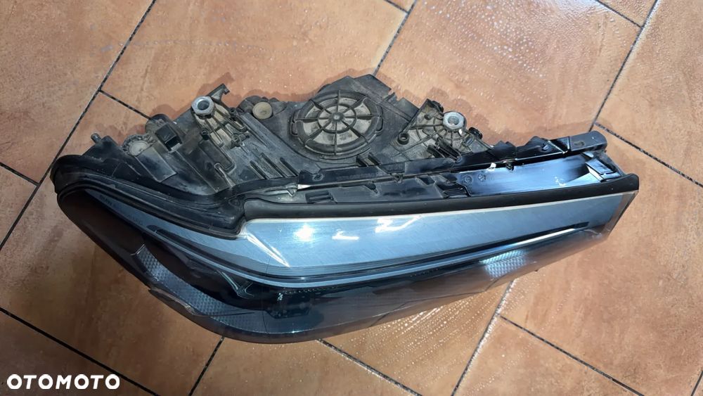 LAMPA BMW G30 G31 PRAWY PRZÓD ADAPTIVE LED EUROPA 7214962 - 3