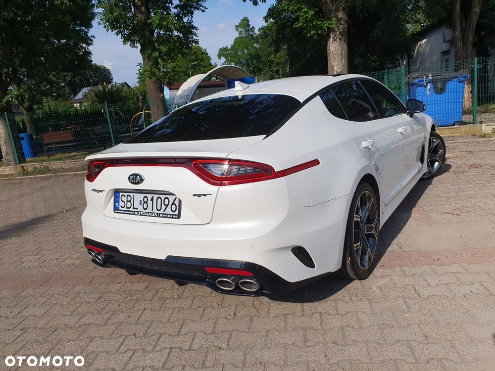 Kia Stinger 3.3 T-GDI V6 GT AWD - 38