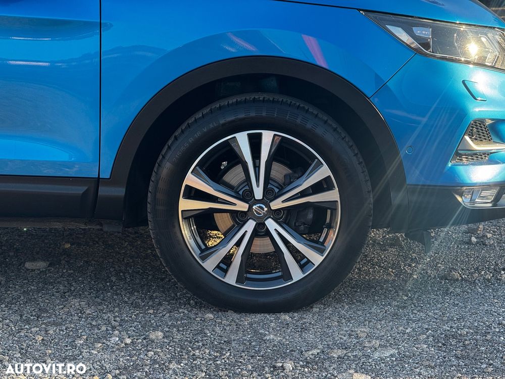 Nissan Qashqai 1.6 DCI Xtronic N-Connecta - 19