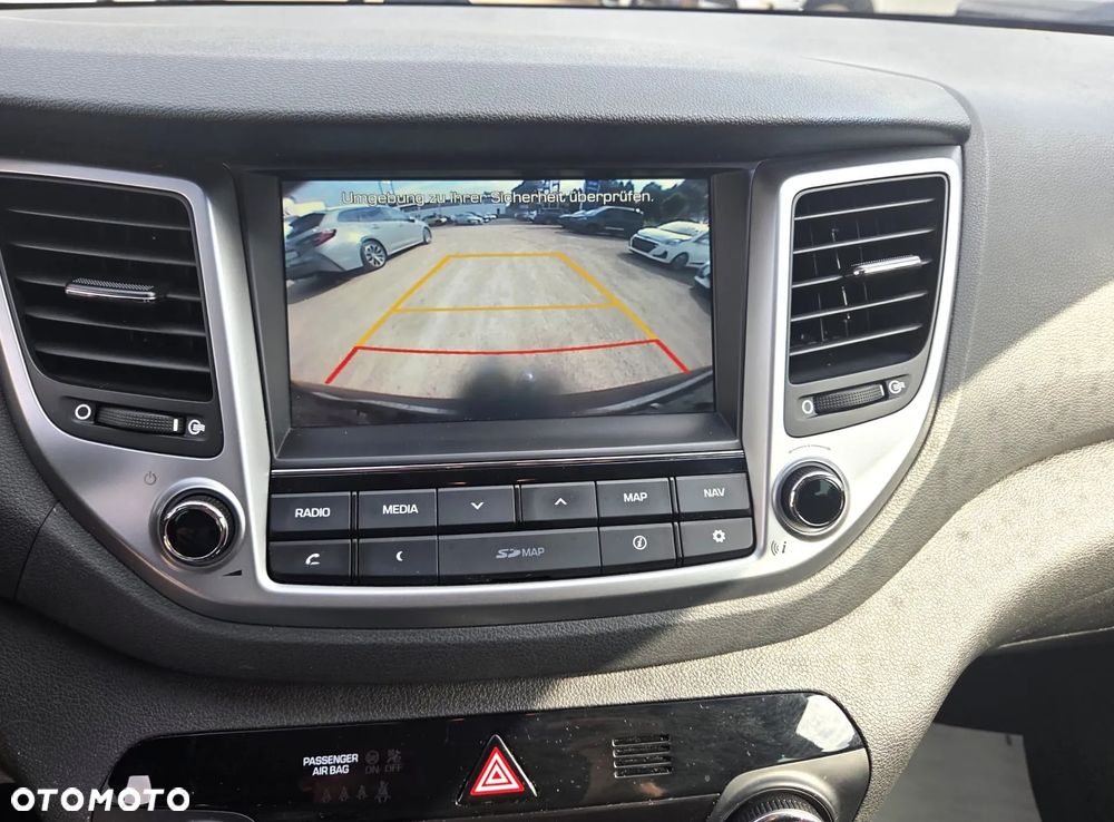 Hyundai Tucson 1.6 GDI BlueDrive Design 2WD - 30