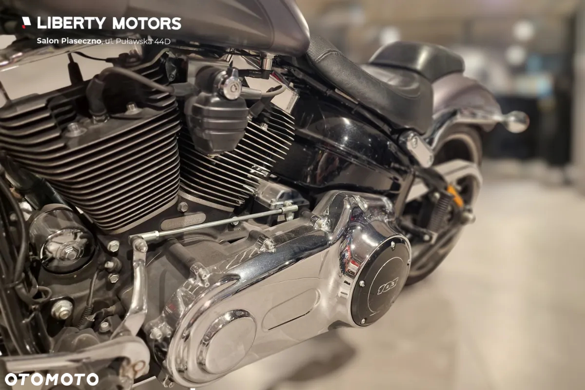 Harley-Davidson FXSB Breakout - 16