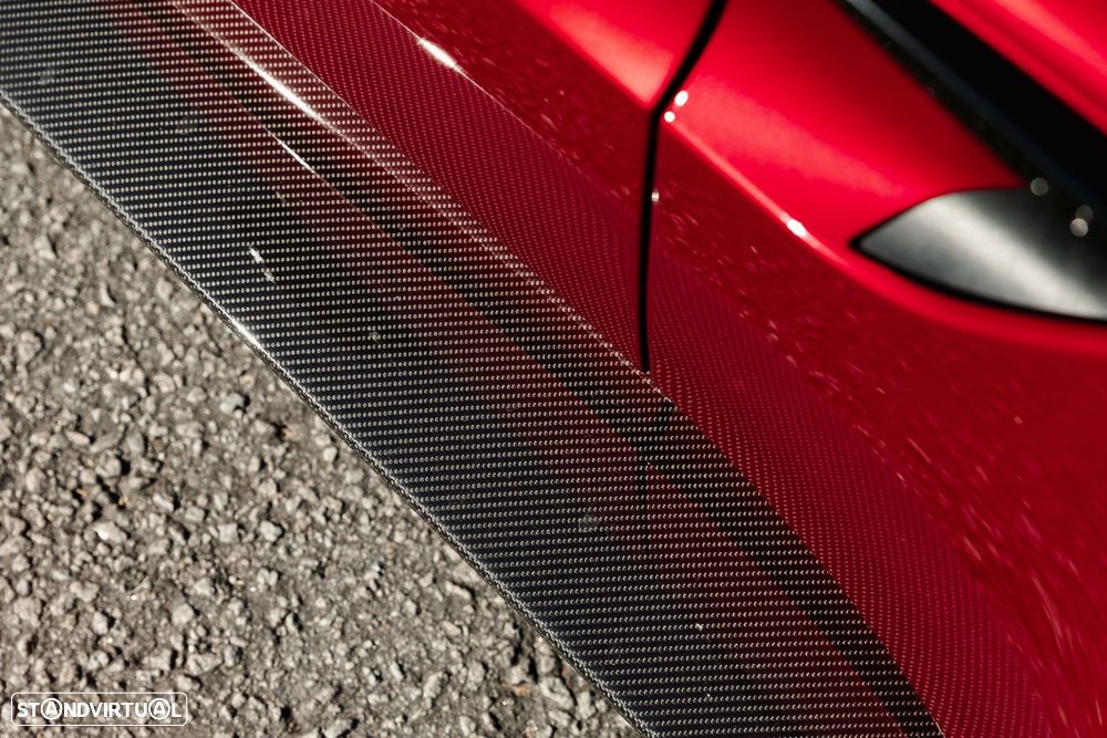 Aston Martin Vantage Coupe V8 - 16