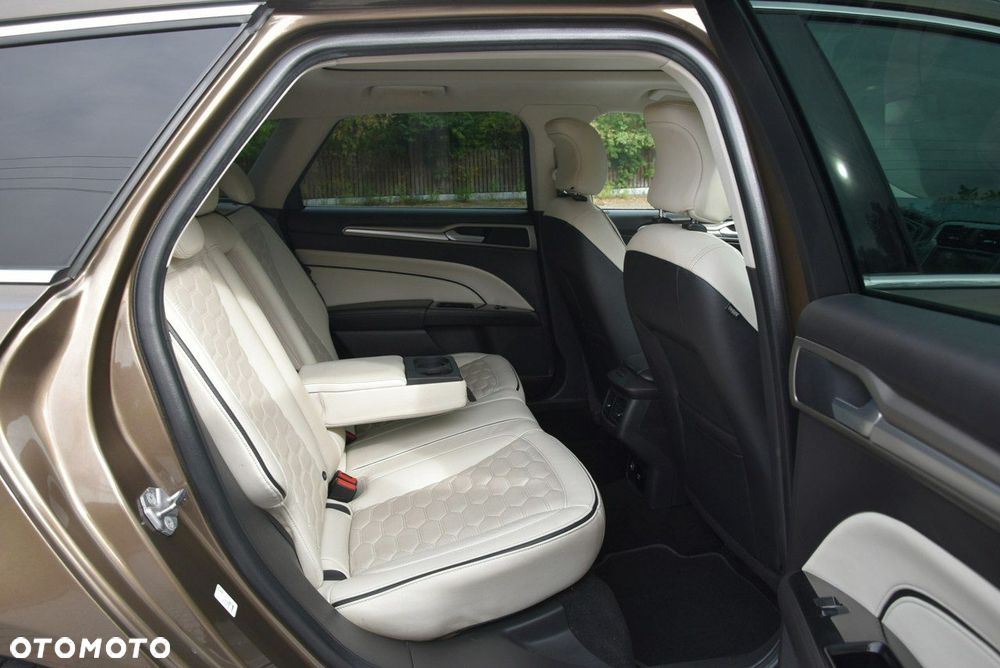 Ford Mondeo Vignale 2.0 TDCi 4WD PowerShift - 14