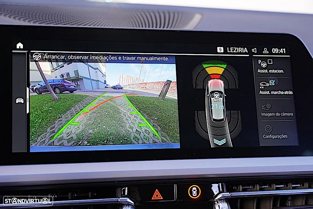 BMW 330 e Touring Auto - 33