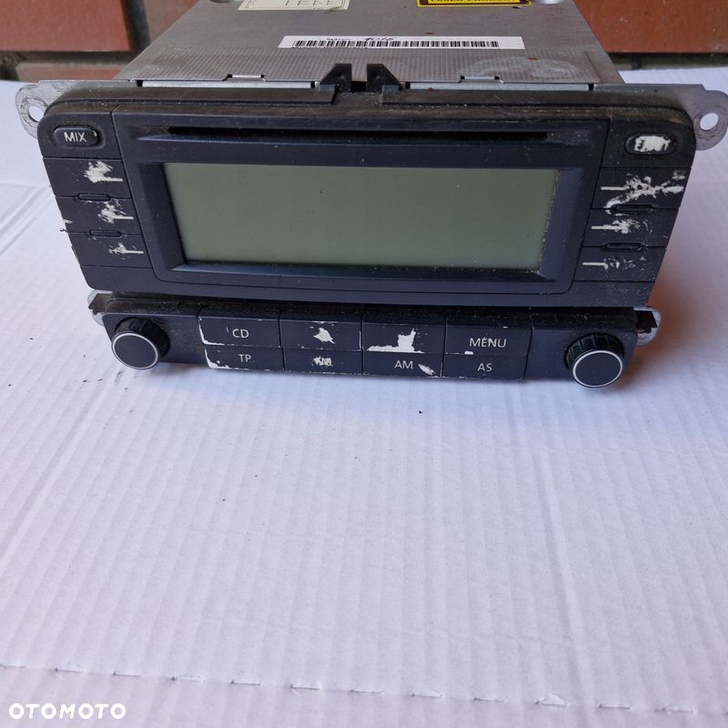 RADIOODTWARZACZ CD RADIO RCD 300 1K0035186D VW TOURAN I - 1