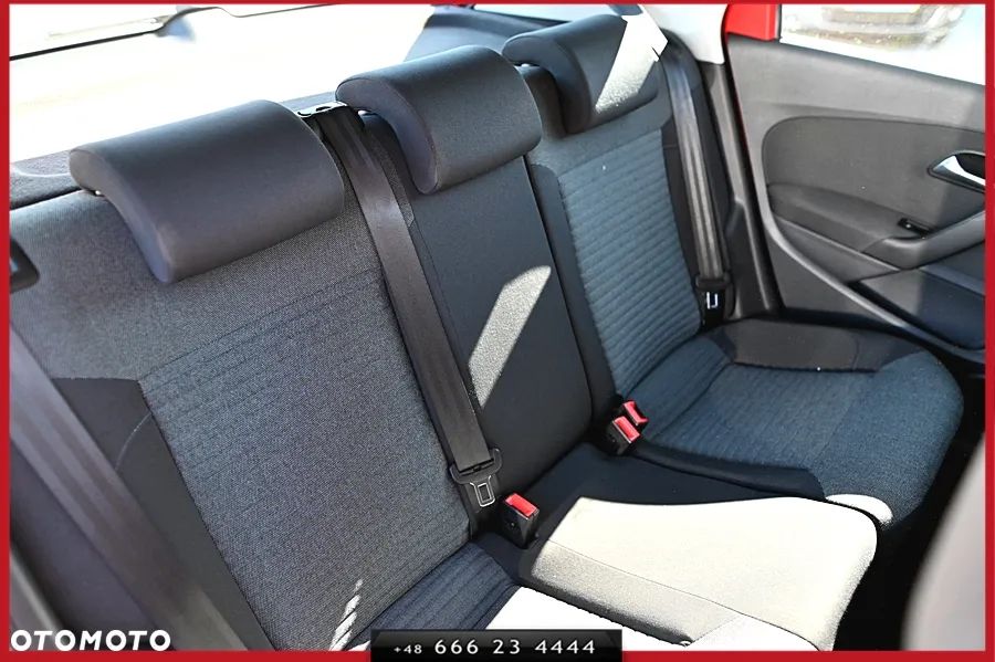 Volkswagen Polo 1.2 12V Sportline - 23