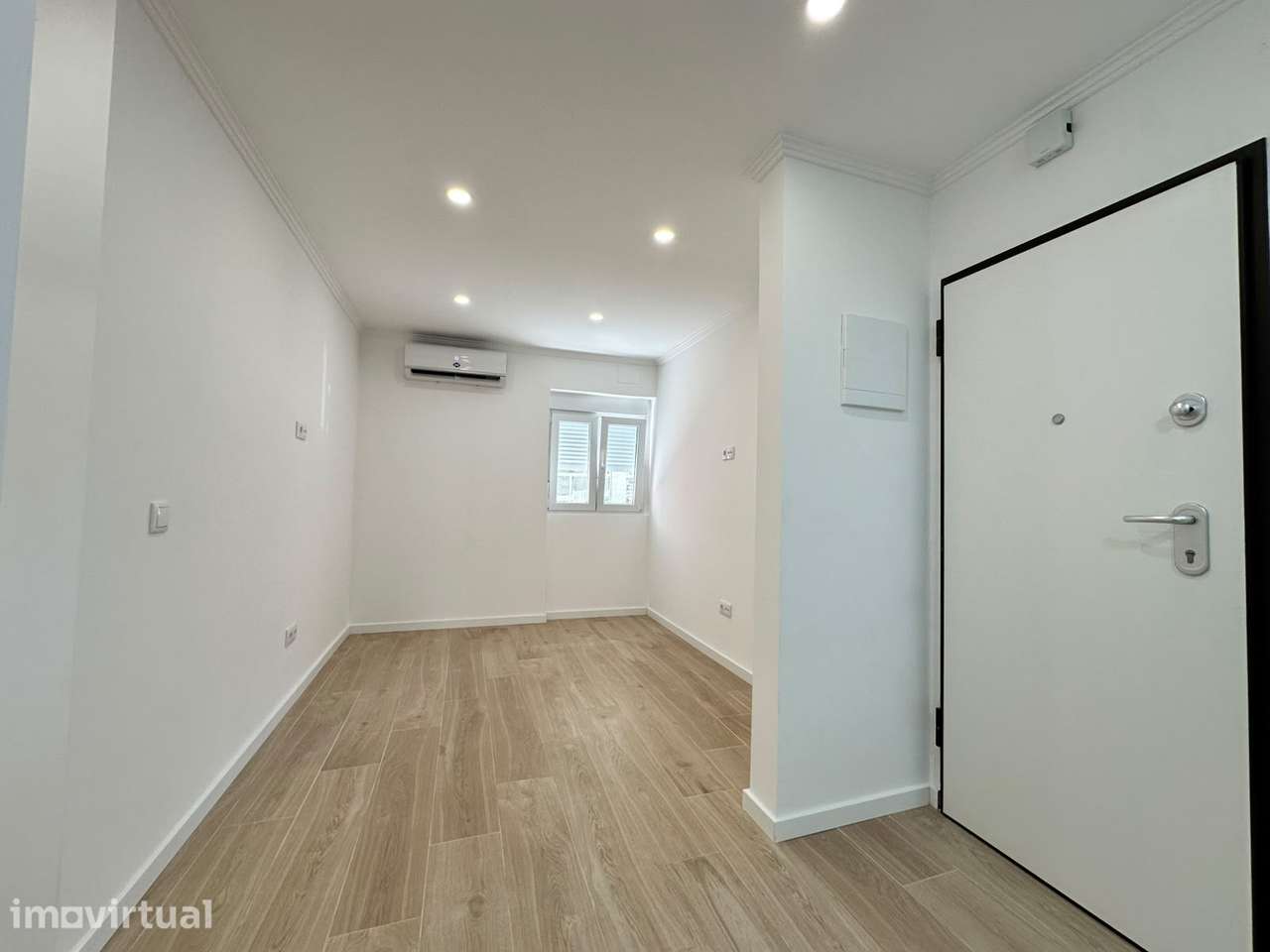 T2 - Terraço c/ 20m² - Baixa da Banheira - Grande imagem: 2/13