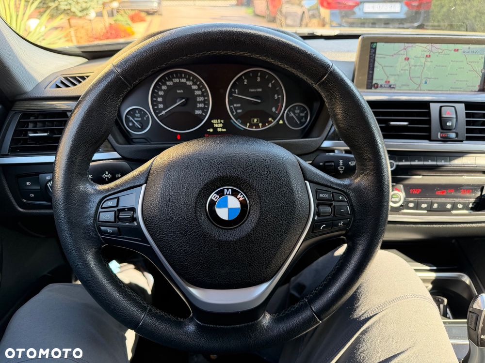 BMW Seria 3 320d Efficient Dynamic Edition Luxury Line - 31