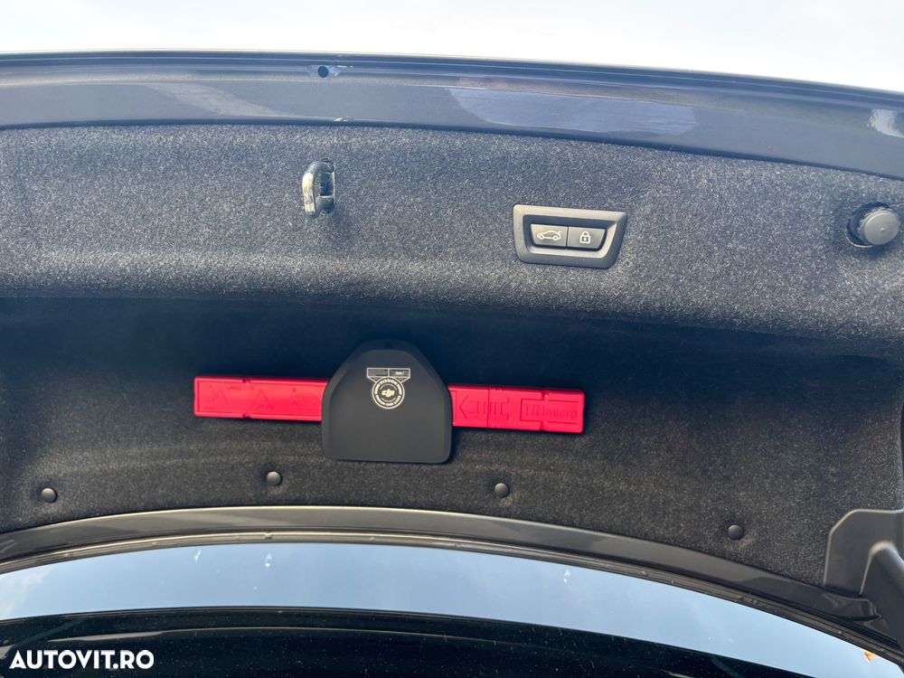 BMW 3 Series 2021 — imagine 12