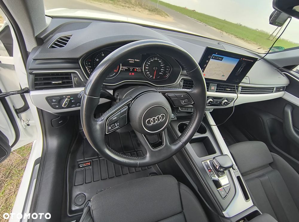 Audi A4 Limousine - 6