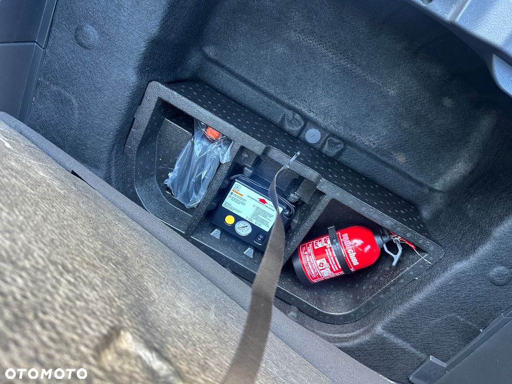 Toyota Verso 1.6 D-4D Premium - 12