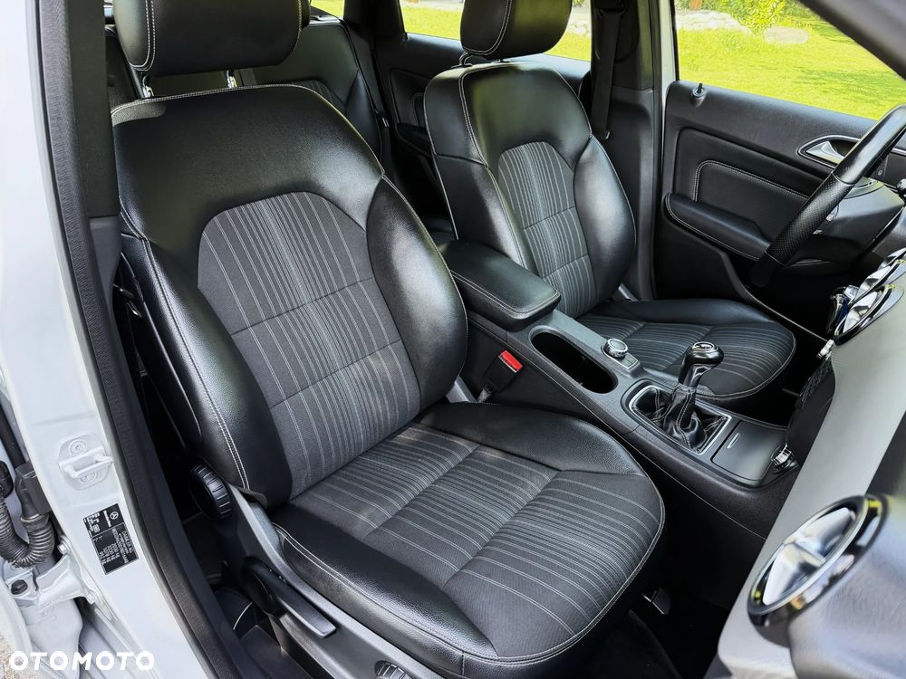 Mercedes-Benz Klasa B 180 CDI (BlueEFFICIENCY) - 18