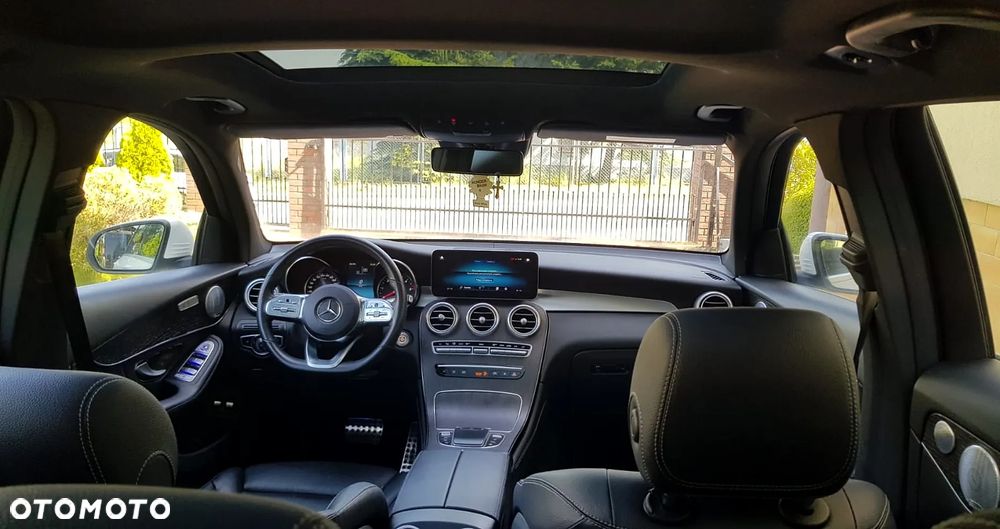 Mercedes-Benz GLC 220 d 4Matic 9G-TRONIC AMG Line - 17