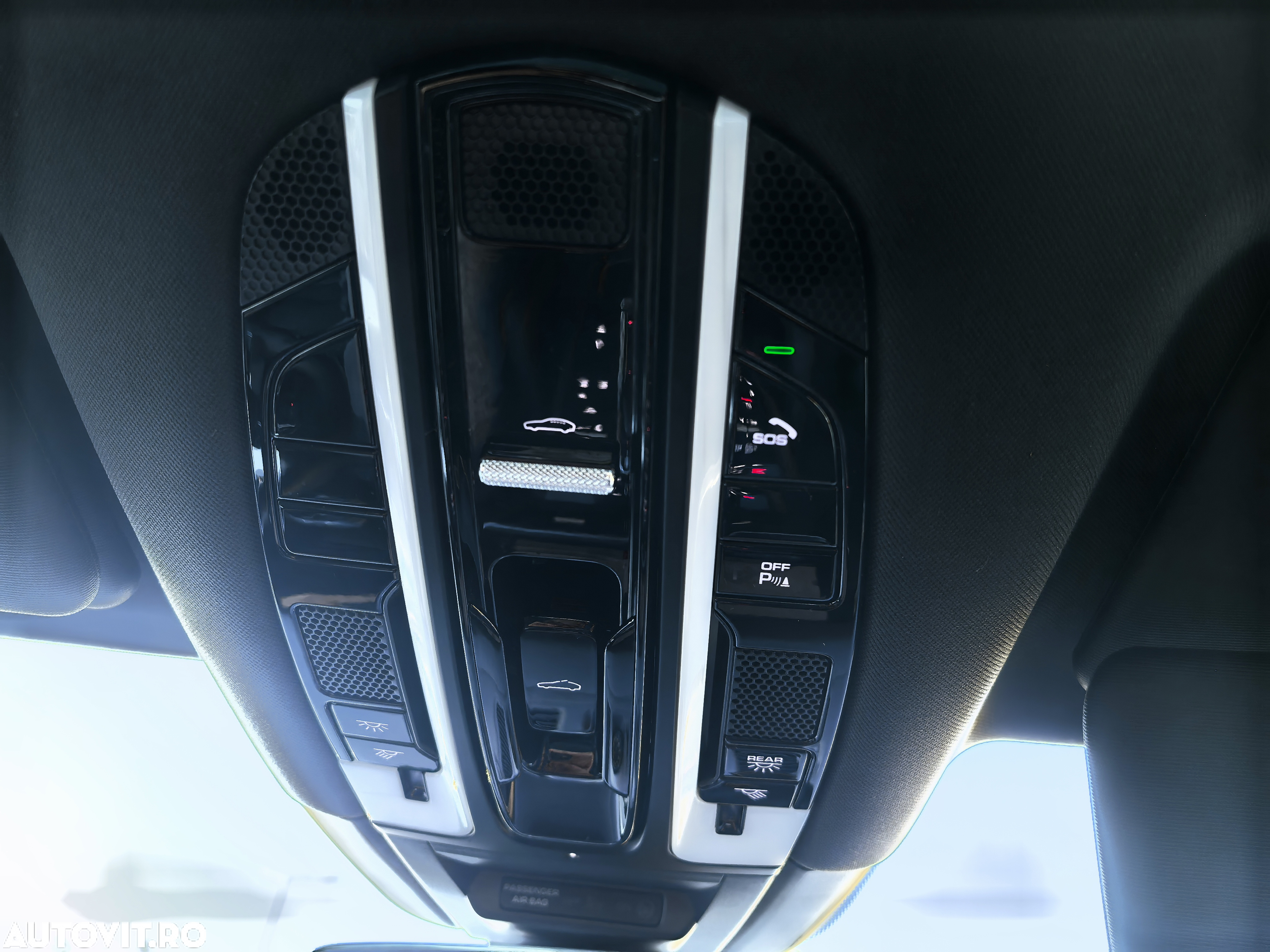 Porsche Cayenne E-Hybrid Tiptronic S Platinum Edition - 16