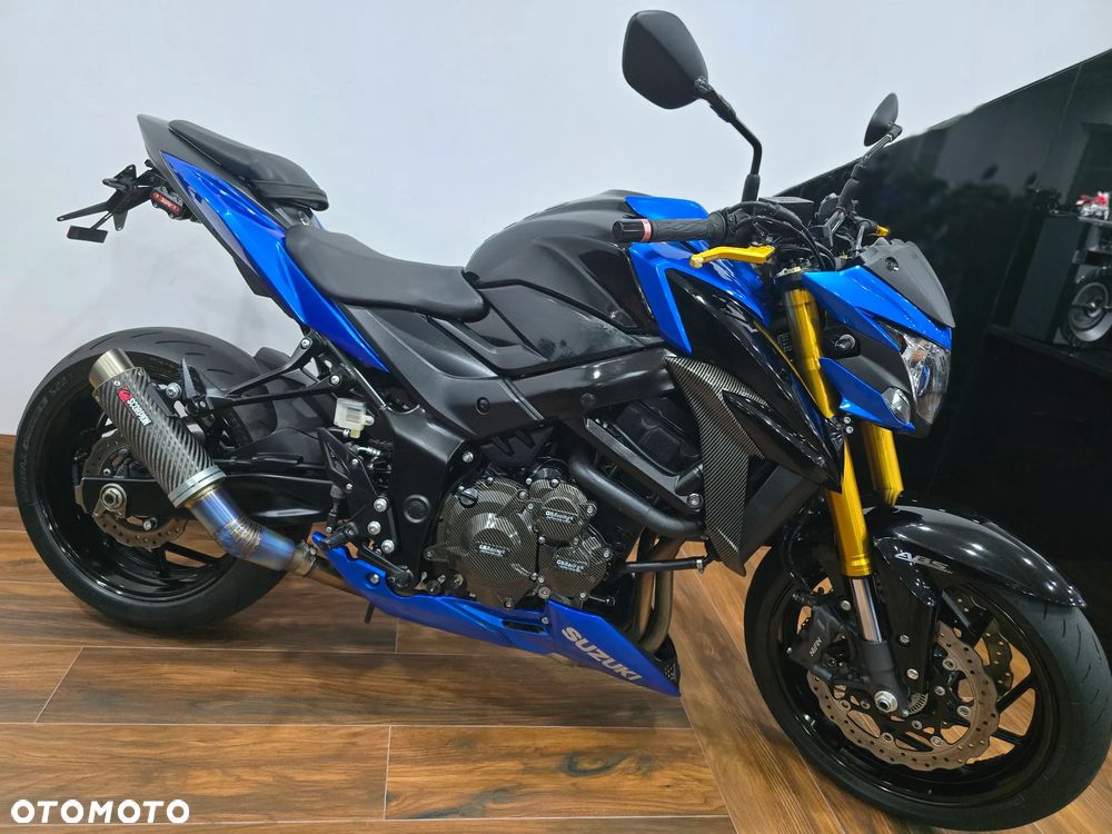 Suzuki GSX - 1