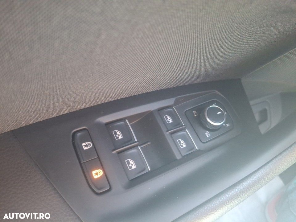 Volkswagen Touareg V6 TDI Style - 12