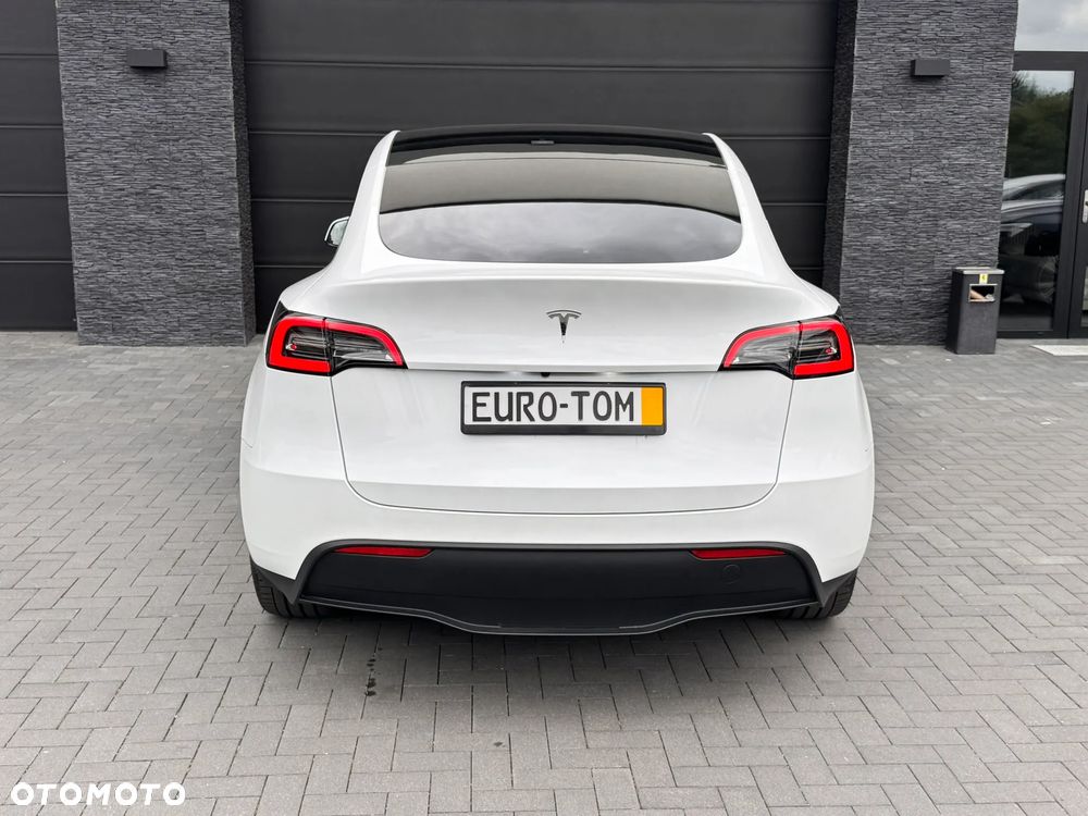 Tesla Model Y Standard - 5