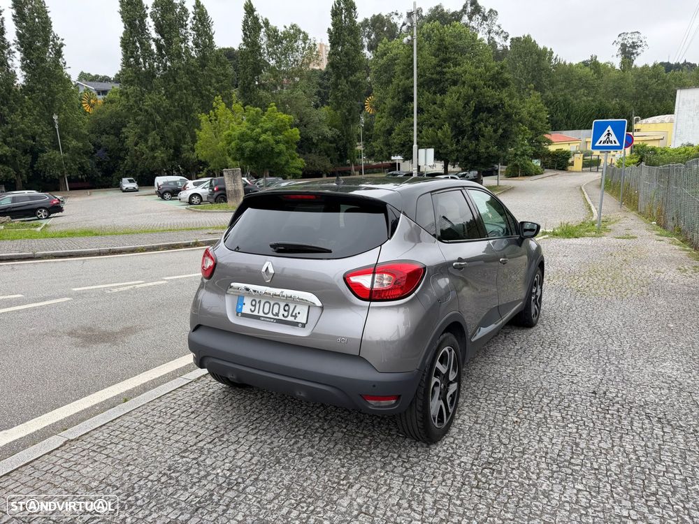 Renault Captur 1.5 dCi Exclusive - 11