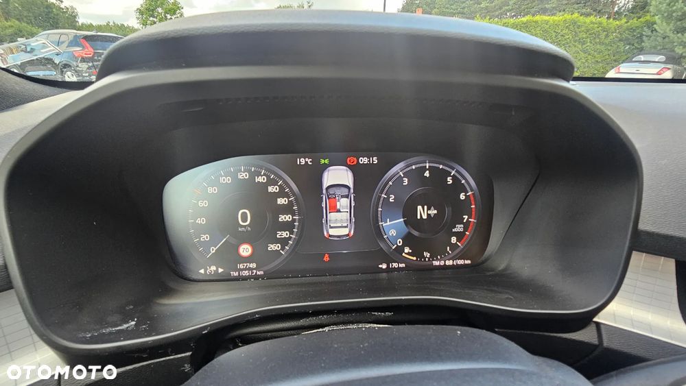 Volvo XC 40 - 22