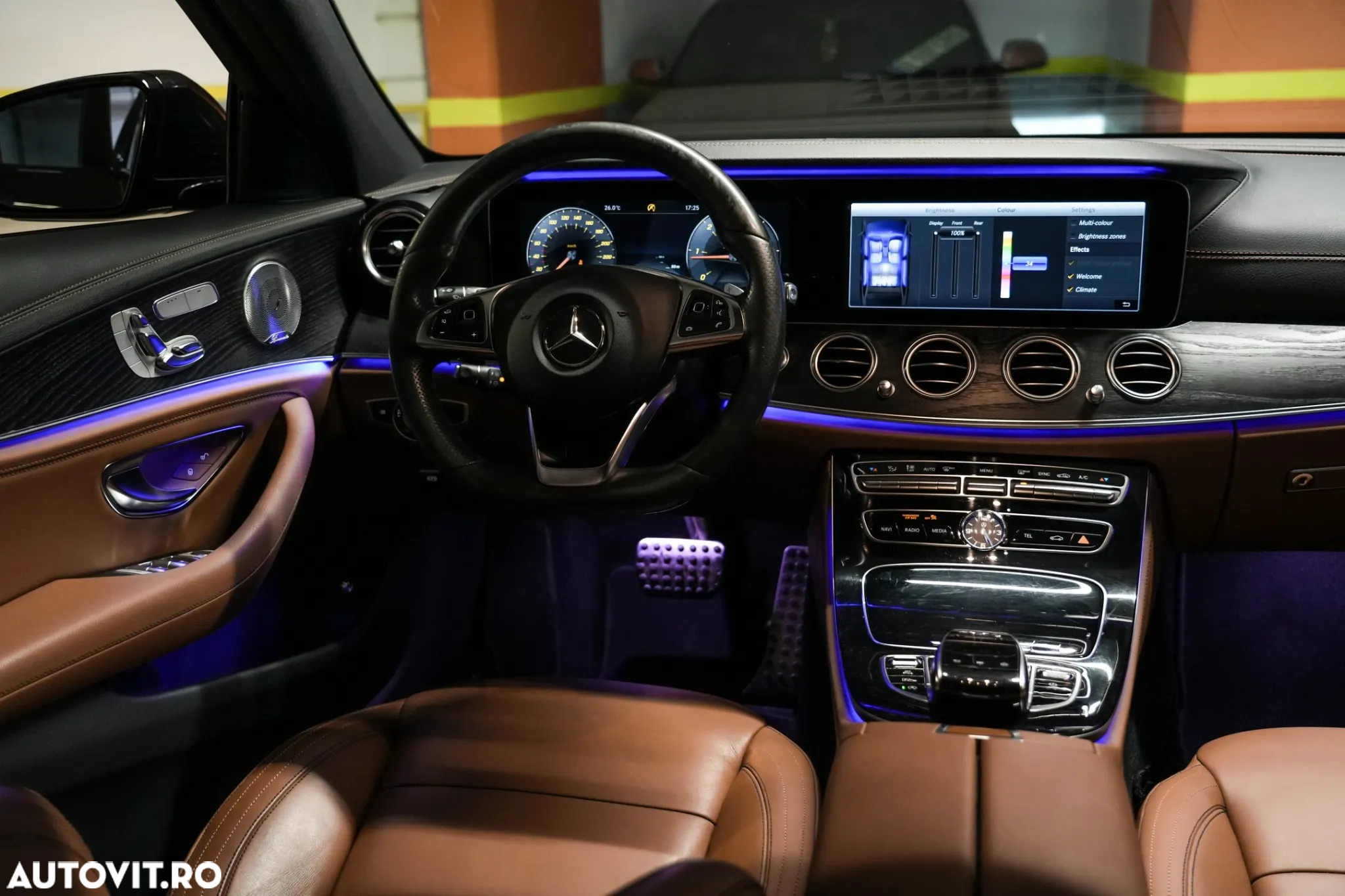 Mercedes-Benz E 220 d 9G-TRONIC AMG Line - 23