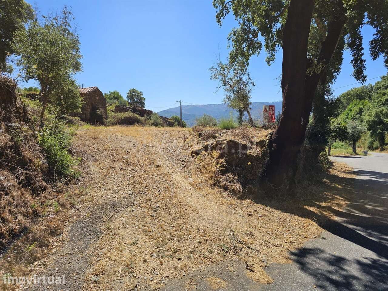 Terreno / Fundão, Telhado - Grande imagem: 2/8