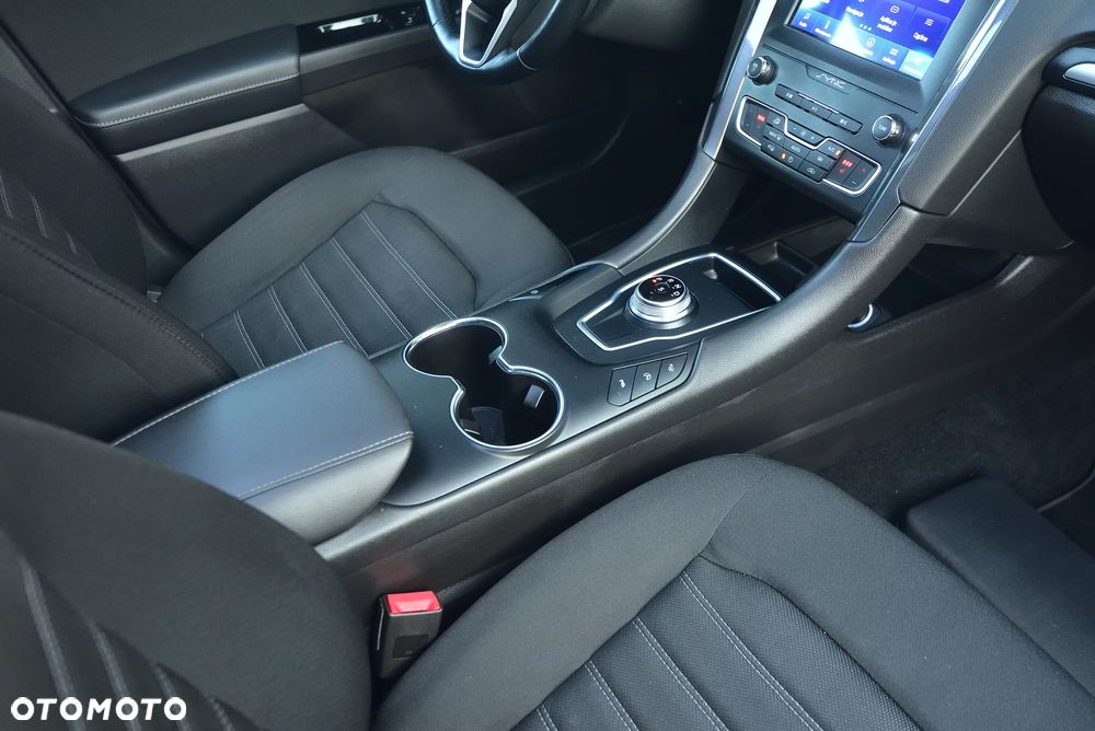 Ford Mondeo 2.0 EcoBlue Executive - 23