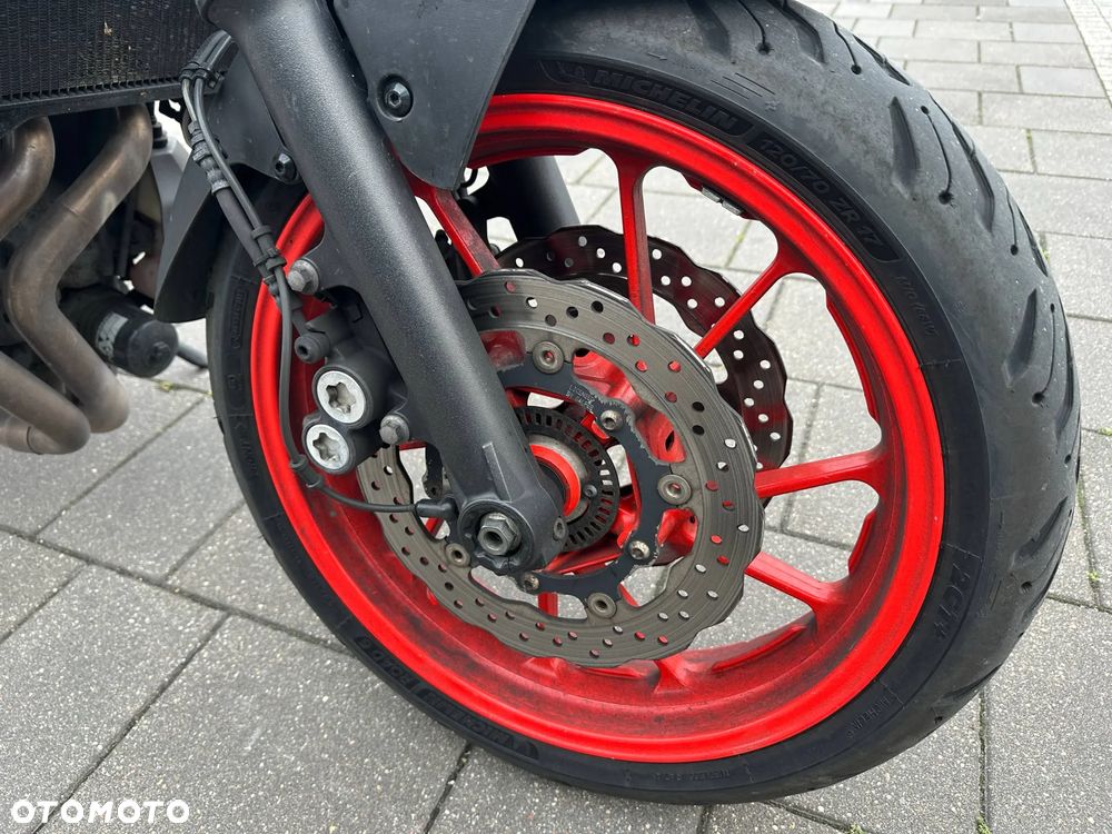Yamaha MT - 9