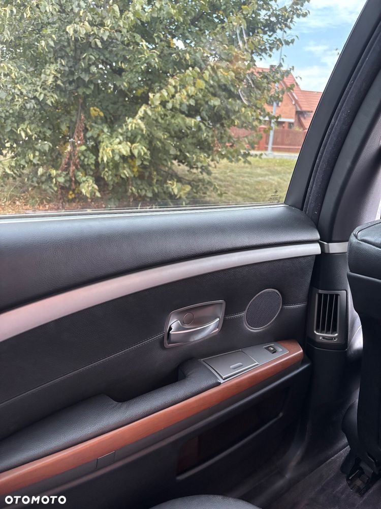 BMW Seria 7 730d - 17