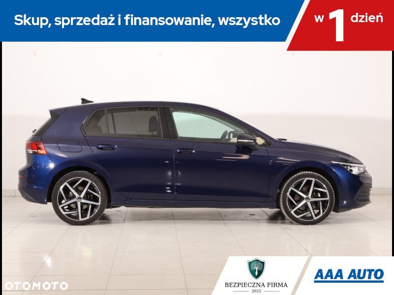 Volkswagen Golf - 6