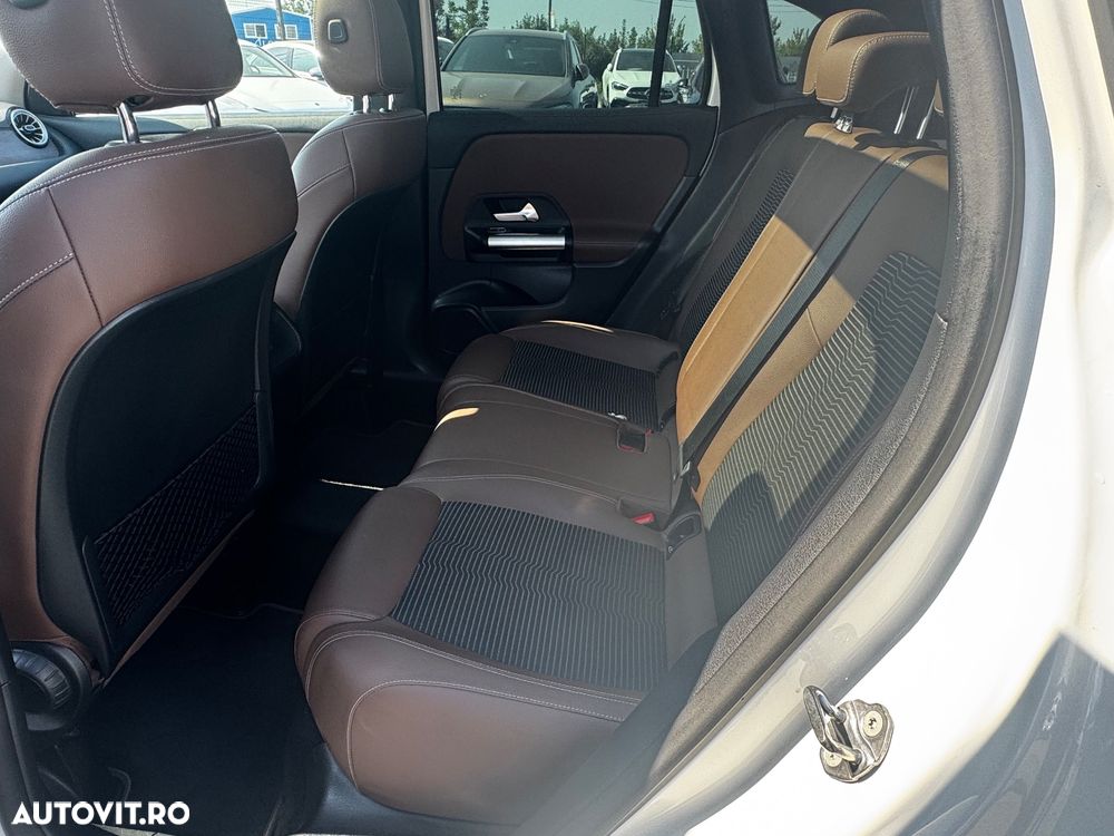 Mercedes-Benz GLA 200 d Aut. - 27