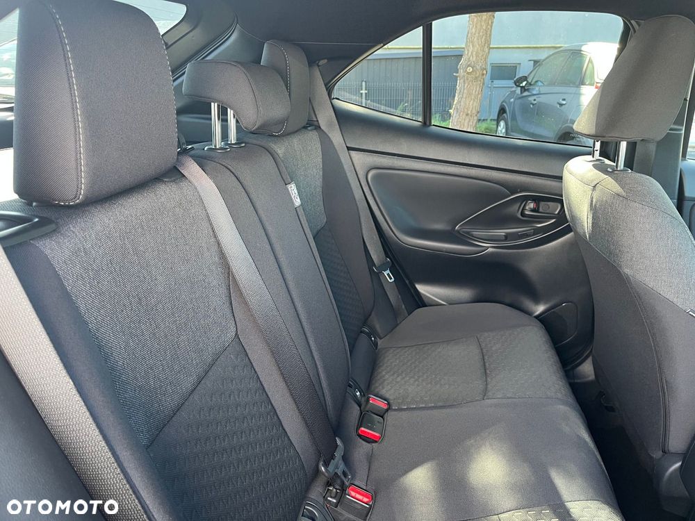 Toyota Yaris Cross Hybrid 1.5 Style AWD - 32